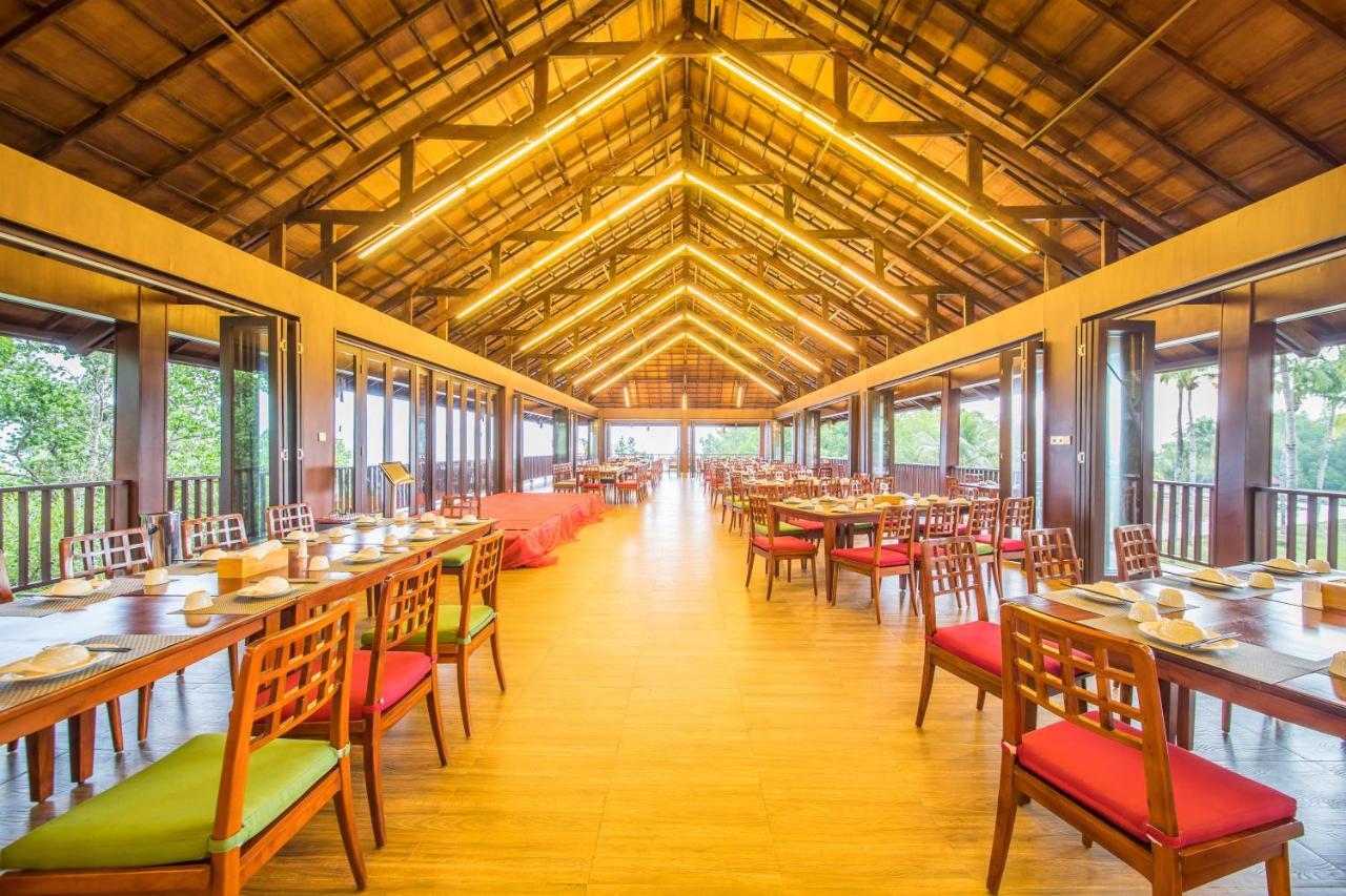 Ndc Resort & Spa Manado Buitenkant foto